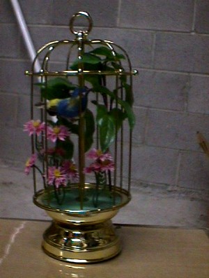 Musical Bird Cage 1.JPG (32983 bytes)