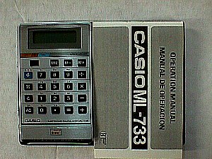 Casio ML-733 Electronic Calculator.JPG (36268 bytes)