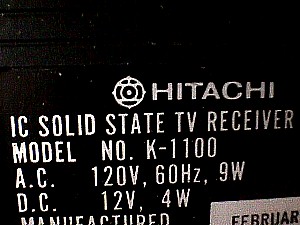 Hitachi K-1100 TV with 3 Way Power c.JPG (25034 bytes)