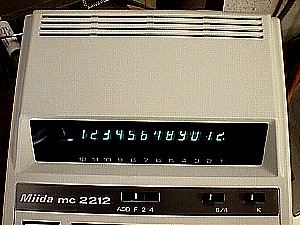 Miida MC-2212 Electronic Calculator a.JPG (32826 bytes)