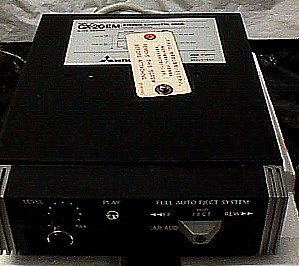 Mitsubishi Underdash Cassette 1.JPG (30654 bytes)