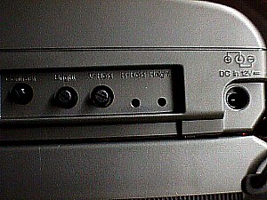 Panasonic TR-4030P TV f.JPG (31302 bytes)