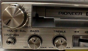 Pioneer Component Cassette Under Dash 1.JPG (21449 bytes)