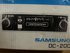 Samsung DC 200 a.JPG (20372 bytes)