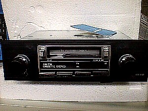 Sanyo FT C10 AM-FM Mini Cassette Stereo Player a.JPG (34774 bytes)
