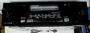 Sanyo FT V84 Hi Power AM-FM Cassette Stereo a.JPG (15573 bytes)