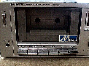 Sharp RT-20 Stereo Cassette Recording Deck a.JPG (34864 bytes)