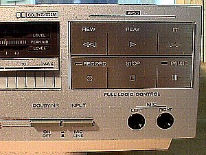Sharp RT 200 Stereo Cassette Recording Deck d.JPG (38947 bytes)