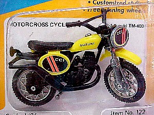 122-4 Suzuki TM 400 Motorcorss Cycle.JPG (43033 bytes)