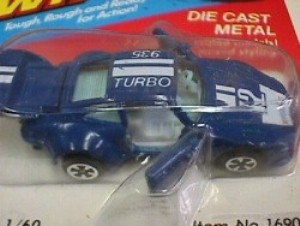 Porsche 935 Turbo closeup Blue.JPG (20672 bytes)