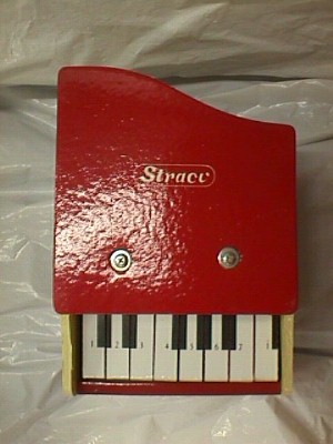 Sweet Tunes Baby Grand Piano 1b.JPG (31975 bytes)