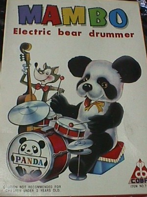 mambo_bear_drummer.JPG (41001 bytes)