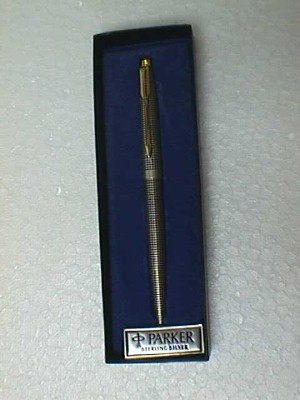 Parker 75 Sterling Silver Ball Pen.JPG (27299 bytes)
