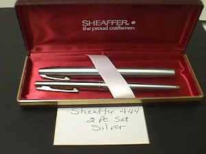 Sheaffer 444 2 Piece Set Silver.JPG (16894 bytes)