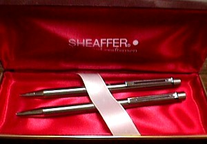 Sheaffer Targa Chrome.JPG (17762 bytes)